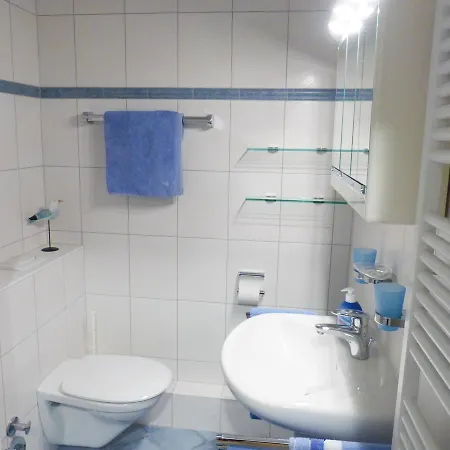 Ferienwohnung *romer*